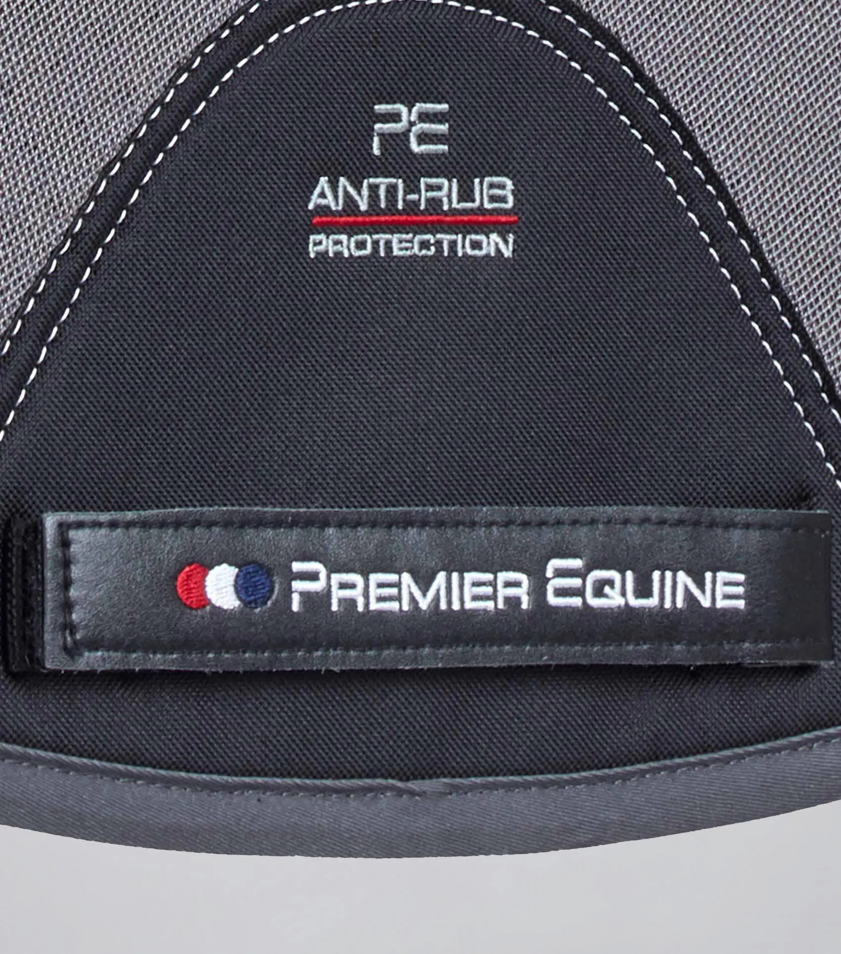 Close Contact Airtechnology Shockproof Wool Saddle Pad - GP/Jump Square Grey/Black Wool