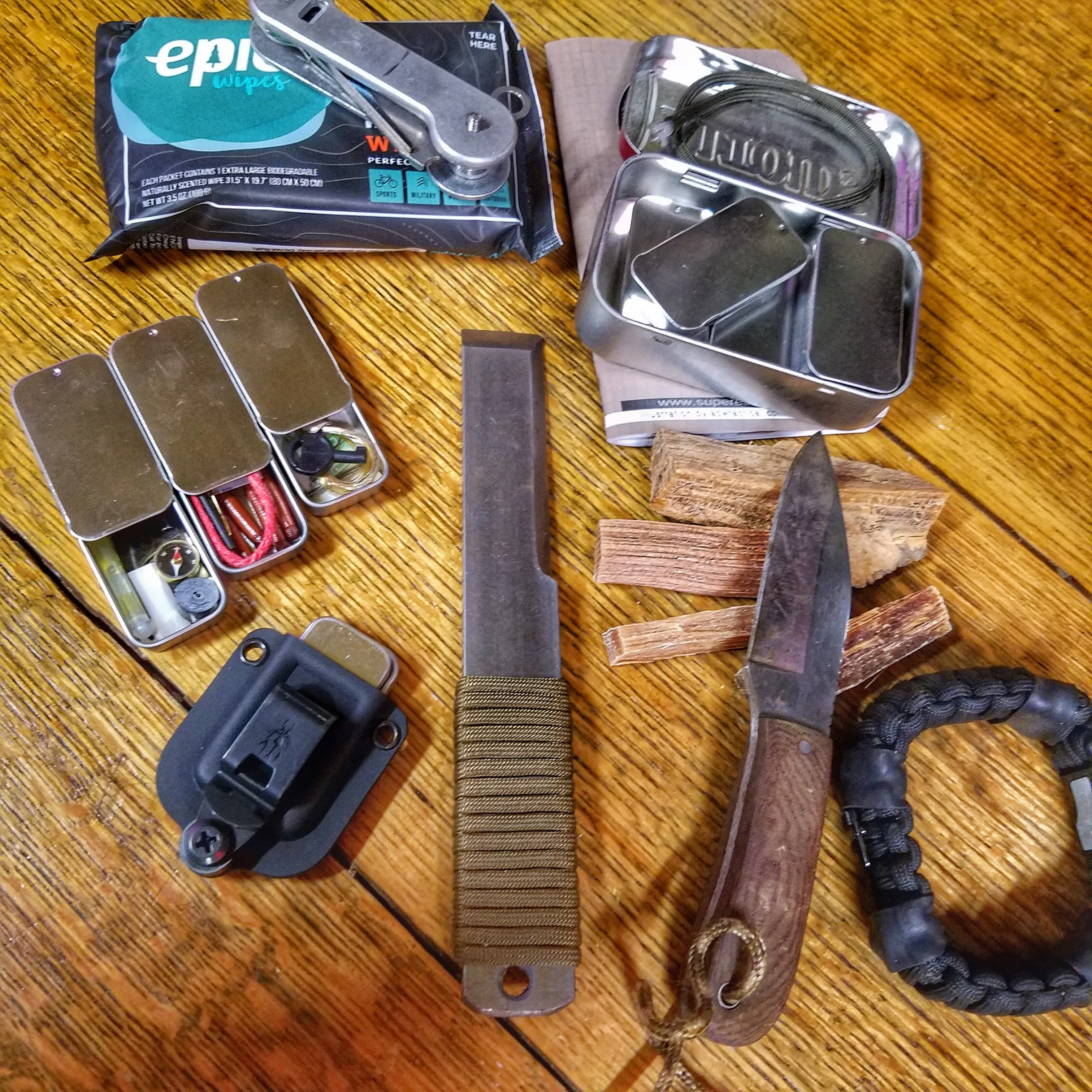 EDC Pocket Tin - Compartmentalized Survival Kits