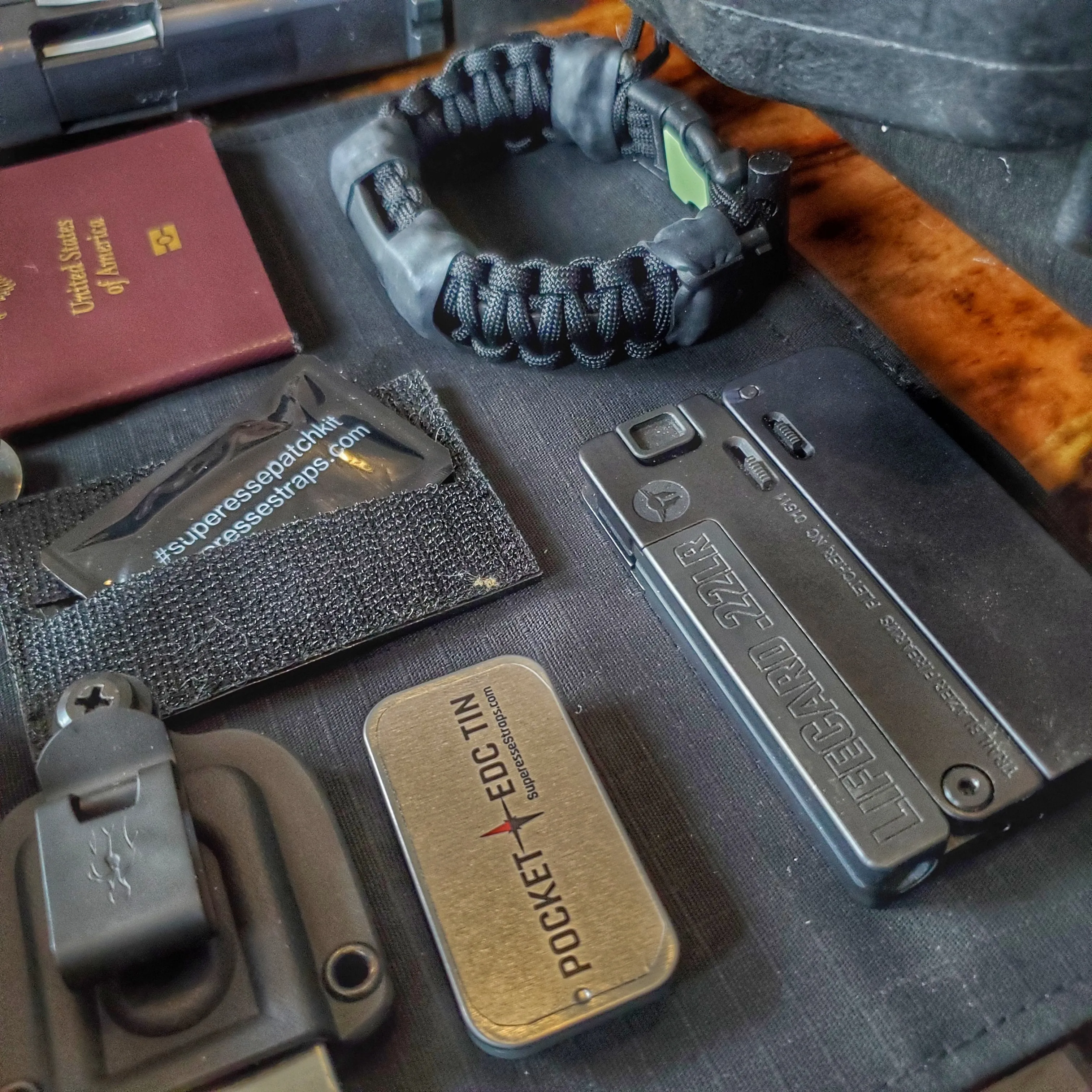 EDC Pocket Tin - Compartmentalized Survival Kits