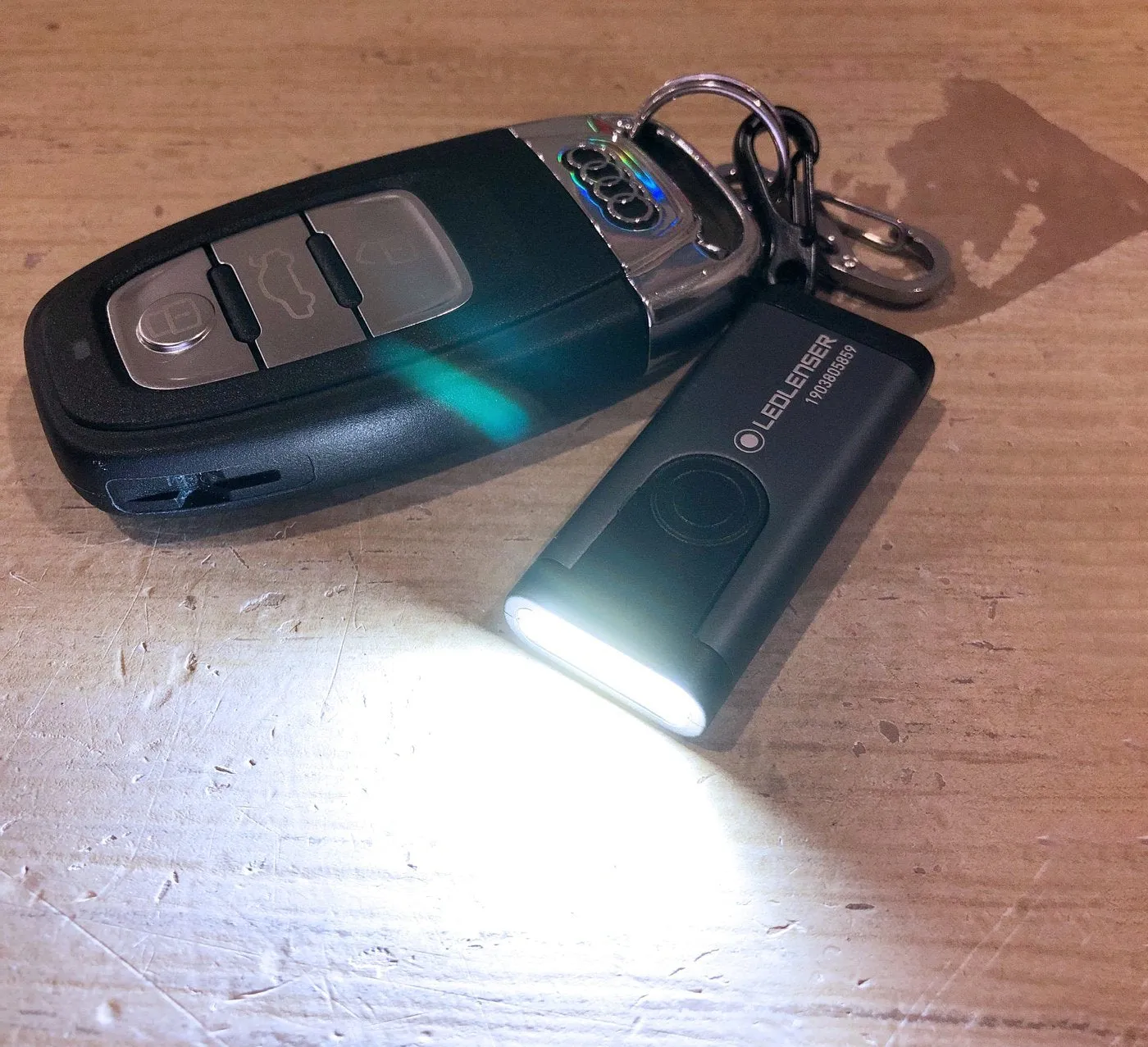 K4R Rechargeable Key Ring Lamp